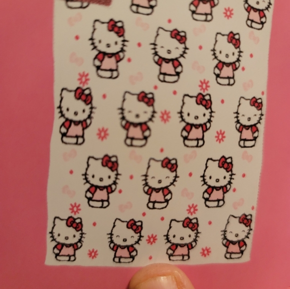 Hello Kitty Spring Reversible Throw Blanket Pink Flowers New Super Soft 50x70 - Picture 6 of 7